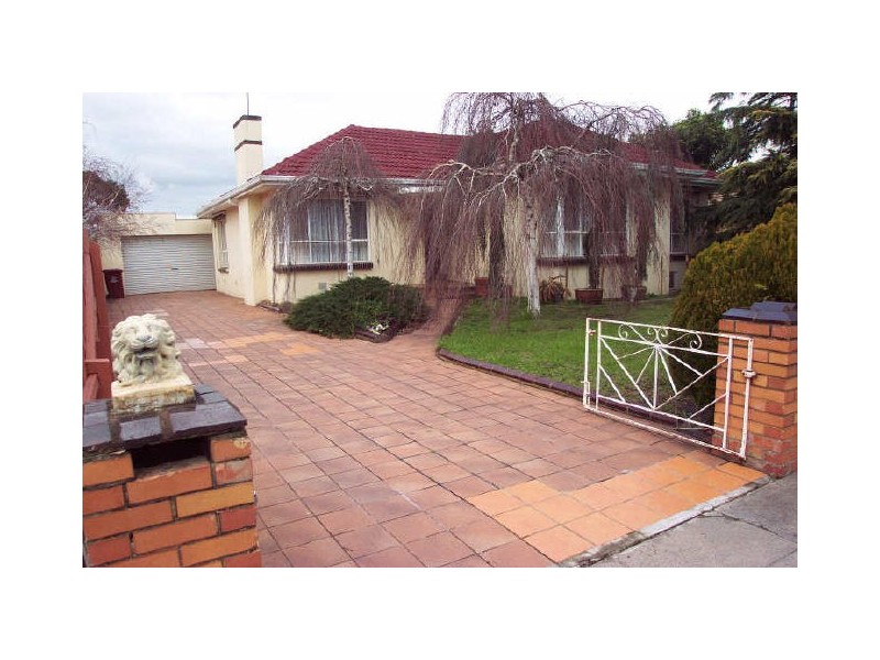 39 Stuart Street, Noble Park VIC 3174