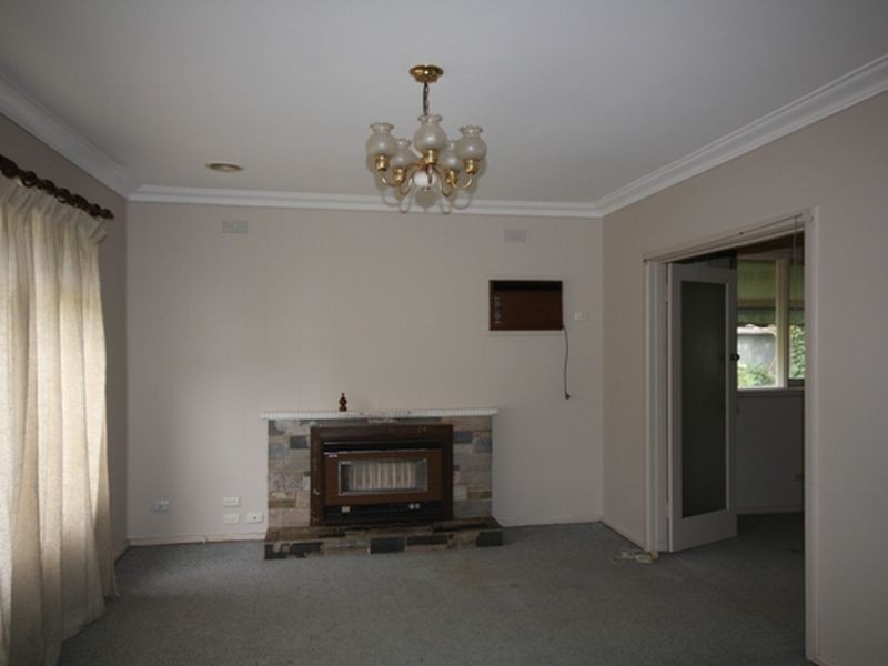 27 Peter Street, Springvale VIC 3171