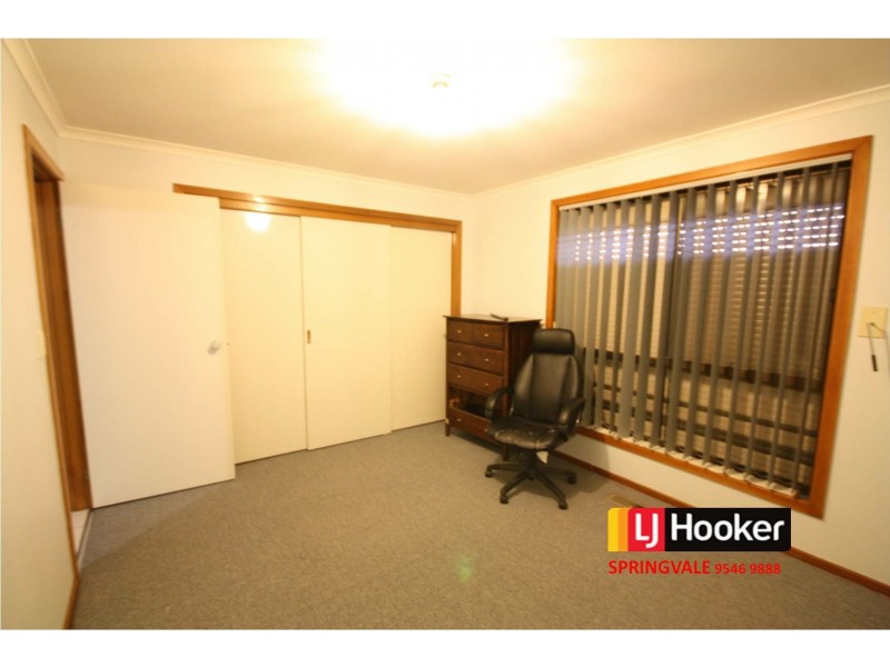 2/5 Gray Street, Springvale VIC 3171