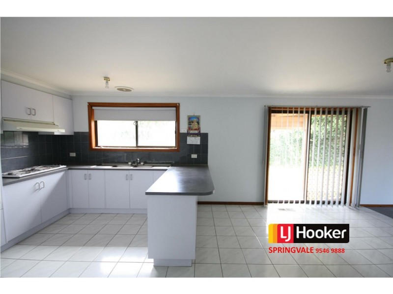 2/5 Gray Street, Springvale VIC 3171