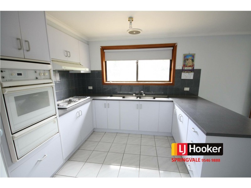 2/5 Gray Street, Springvale VIC 3171