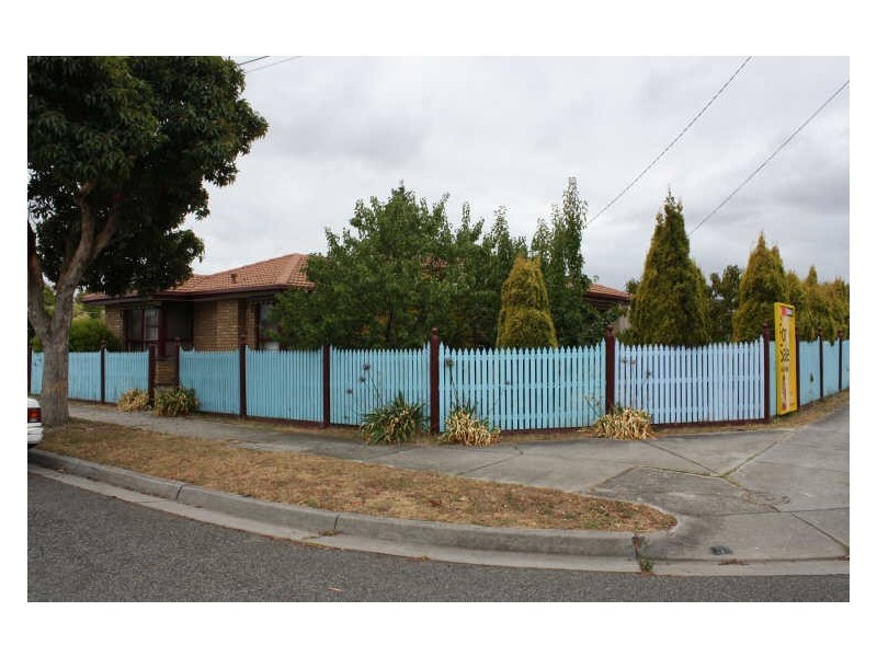 1 Fiona Court, Keysborough VIC 3173