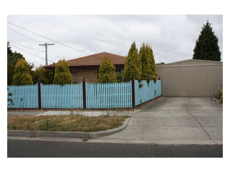 1 Fiona Court, Keysborough VIC 3173