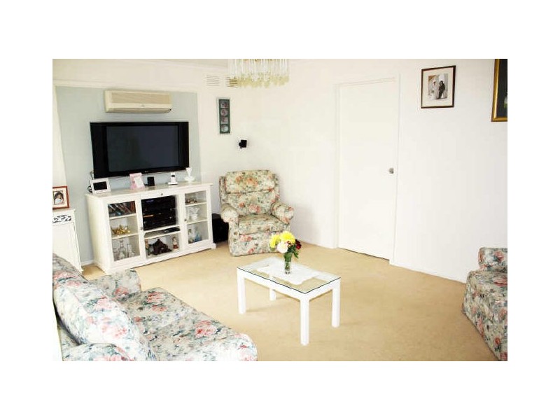 21 ALDERNEY ROAD, Springvale South VIC 3172