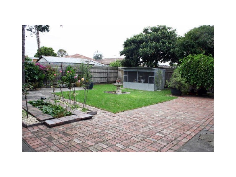 21 ALDERNEY ROAD, Springvale South VIC 3172