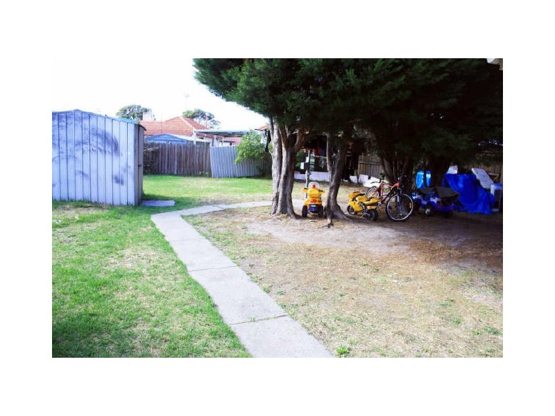 42 Union Grove, Springvale VIC 3171