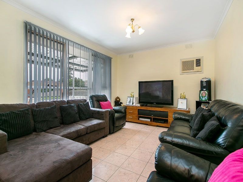 16 Isaac Road, Keysborough VIC 3173