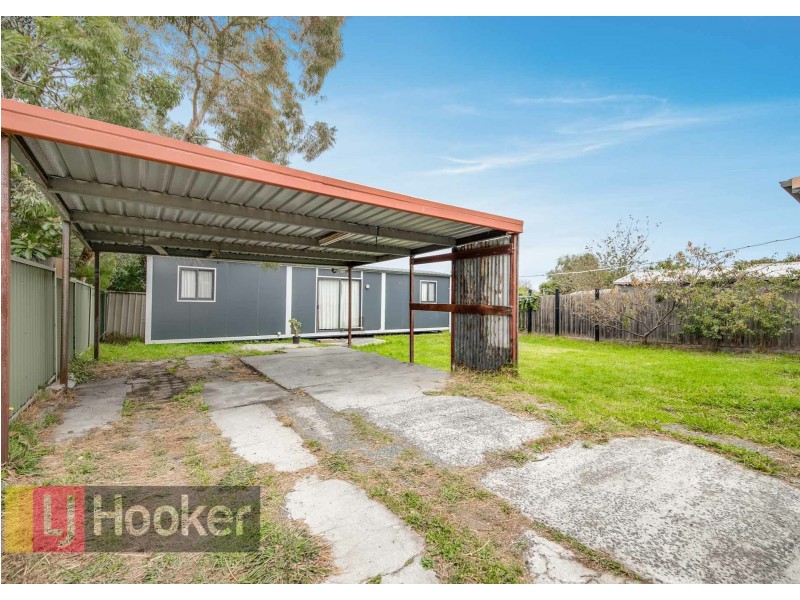 2 LOLLER STREET, Springvale VIC 3171
