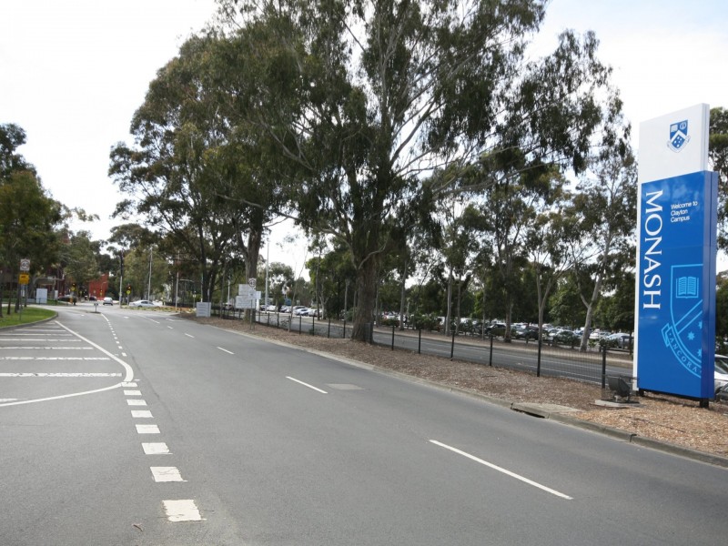 2 LOLLER STREET, Springvale VIC 3171