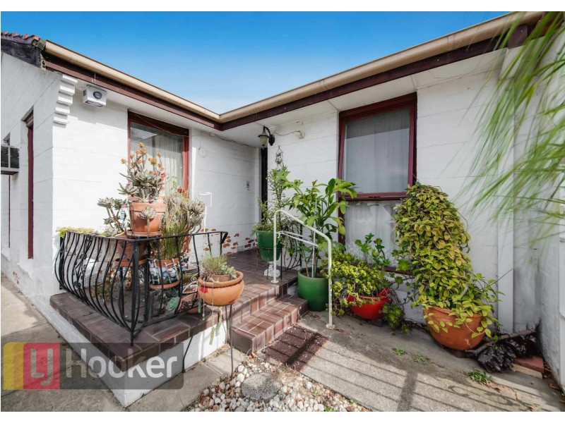 26 GWENT STREET, Springvale South VIC 3172