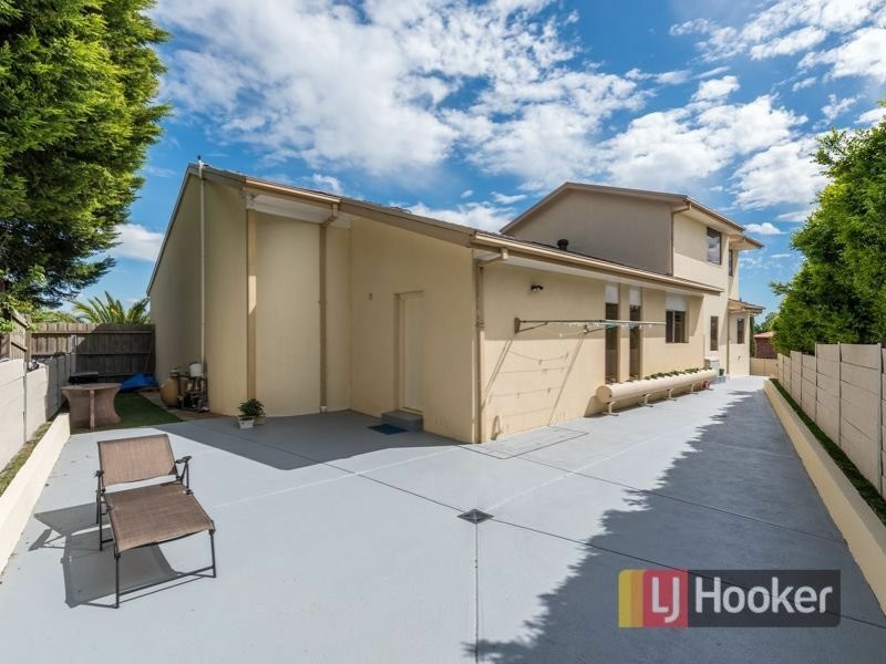 15 SKIPTON SQUARE, Endeavour Hills VIC 3802