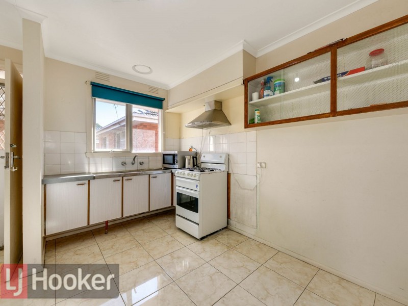 5/24 BALMORAL AVENUE, Springvale VIC 3171