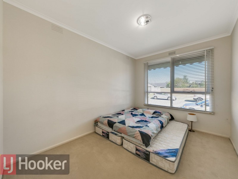 5/24 BALMORAL AVENUE, Springvale VIC 3171