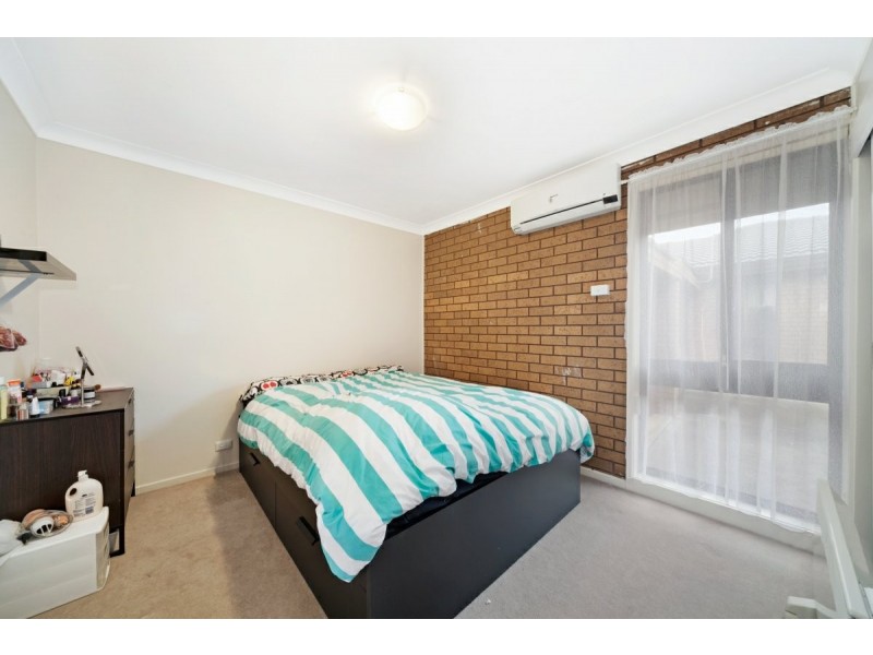 2/34 ST JOHNS AVENUE, Springvale VIC 3171