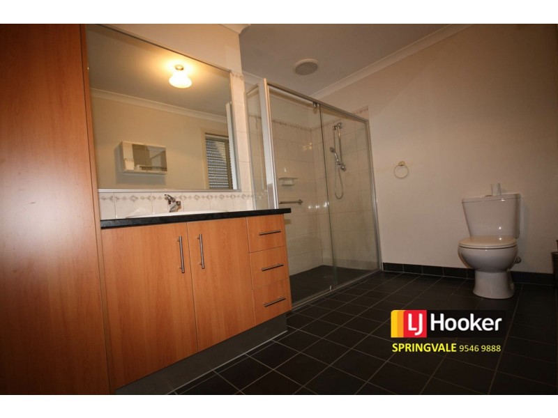 2/23 Edmond Street, Springvale VIC 3171