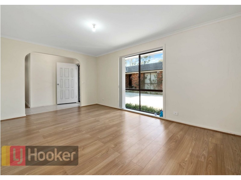 2/5 REARK AVENUE, Noble Park VIC 3174
