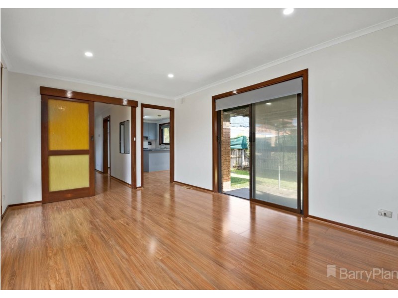 1/2 WADDINGTON CRES, Springvale South VIC 3172