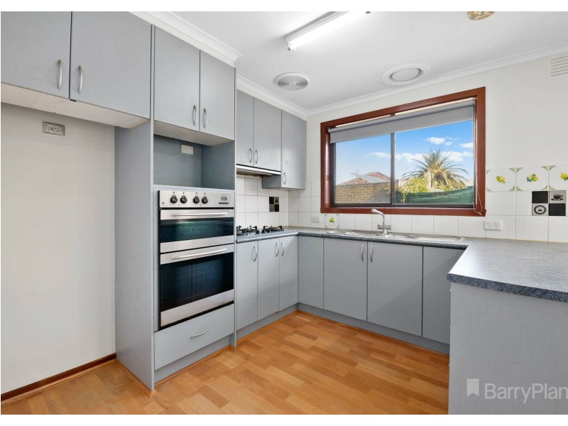 1/2 WADDINGTON CRES, Springvale South VIC 3172