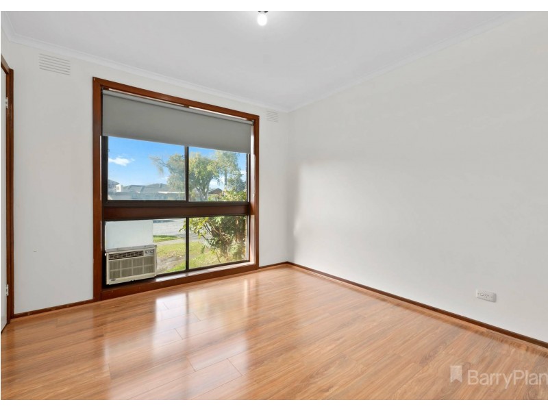 1/2 WADDINGTON CRES, Springvale South VIC 3172