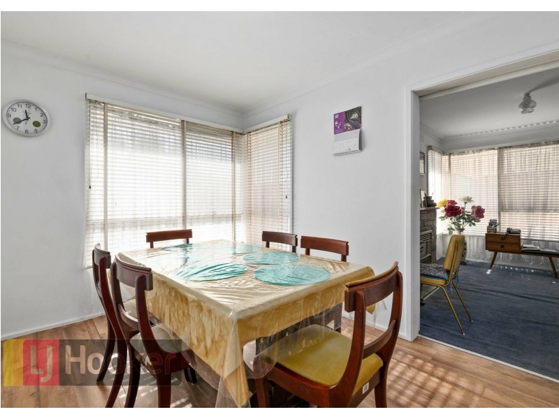 18 CLIVE AVENUE, Springvale VIC 3171