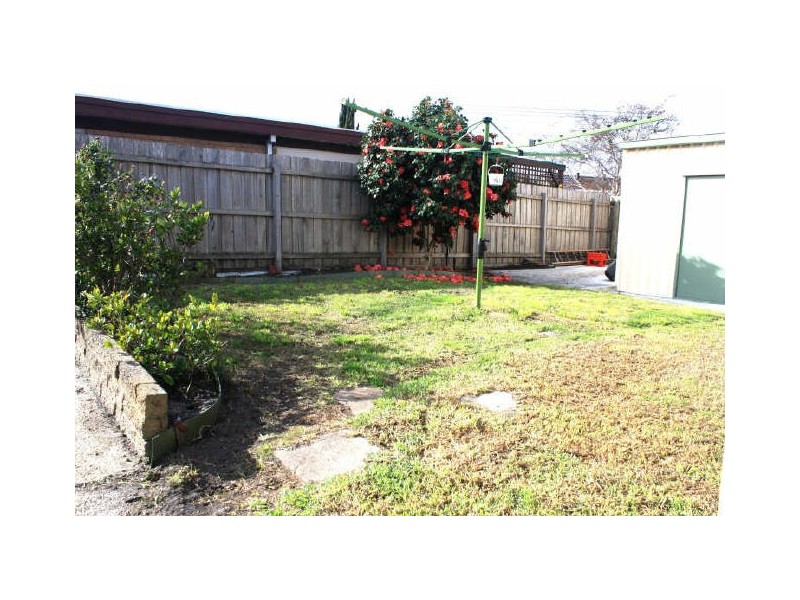 1 Kerrie Court, Springvale South VIC 3172