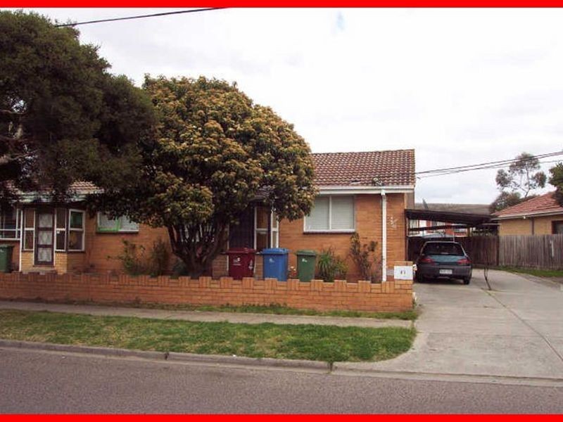 2/42 Lewis Street, Springvale VIC 3171