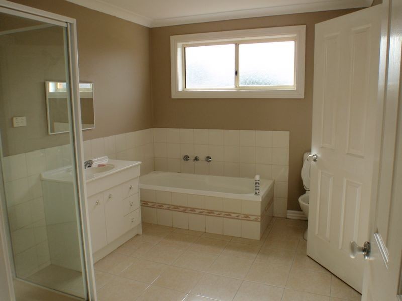 4/106 Buckley Street, Noble Park VIC 3174