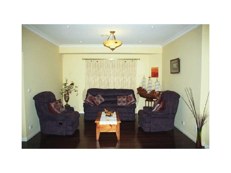 101 Thomas Mitchell Drive, Endeavour Hills VIC 3802