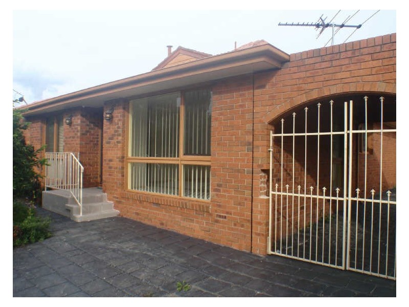 42 Murchison Crescent, Clayton South VIC 3169