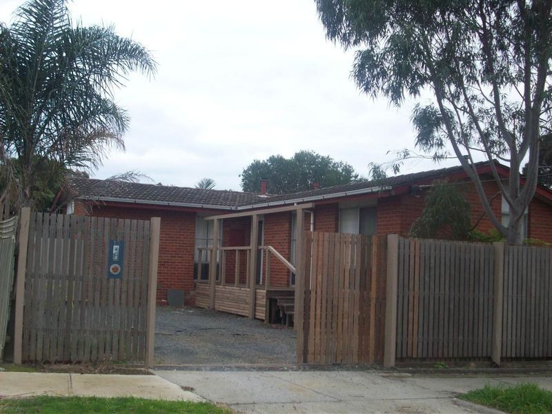 16 ASPEN COURT, Frankston North VIC 3200