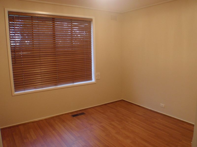 4 Bentley Court, Mulgrave VIC 3170