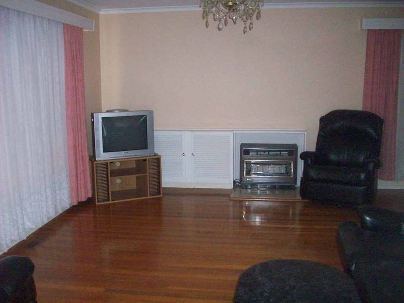 30 Putt Grove, Keysborough VIC 3173