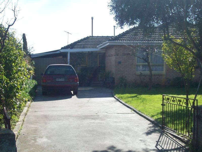 4 Jobert Court, Springvale VIC 3171