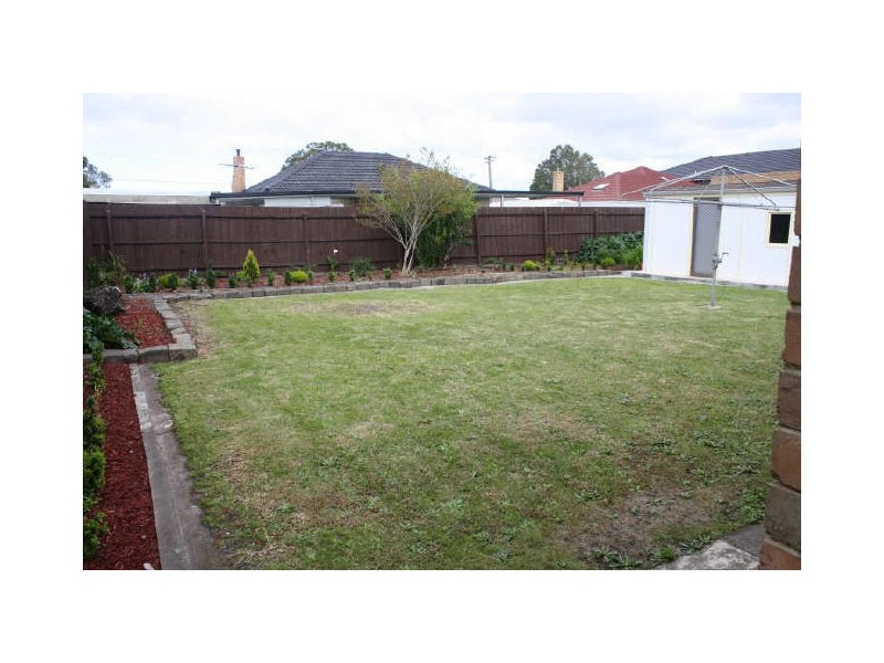 6 Neale Street, Springvale VIC 3171