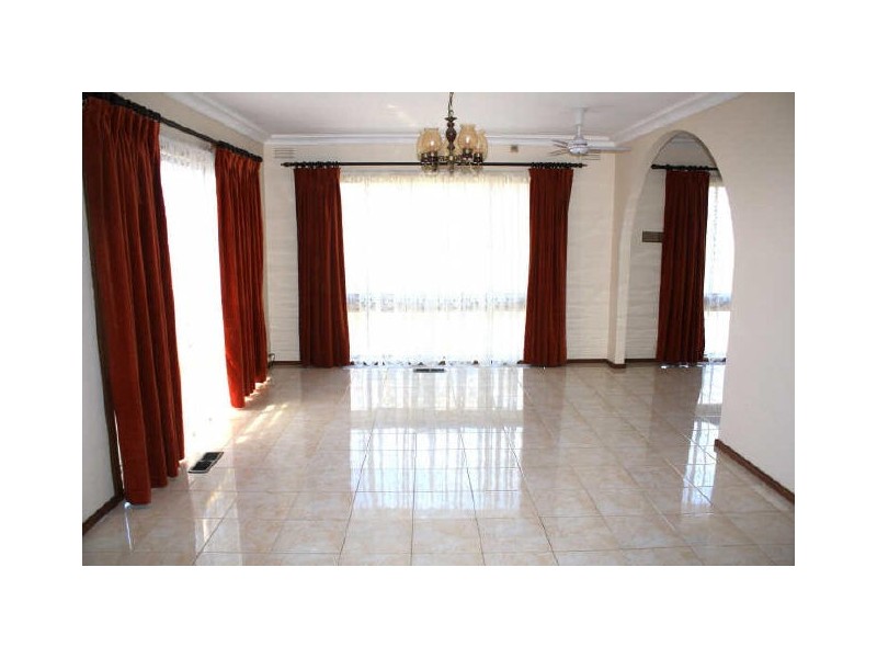 204 Gladstone Road, Dandenong North VIC 3175