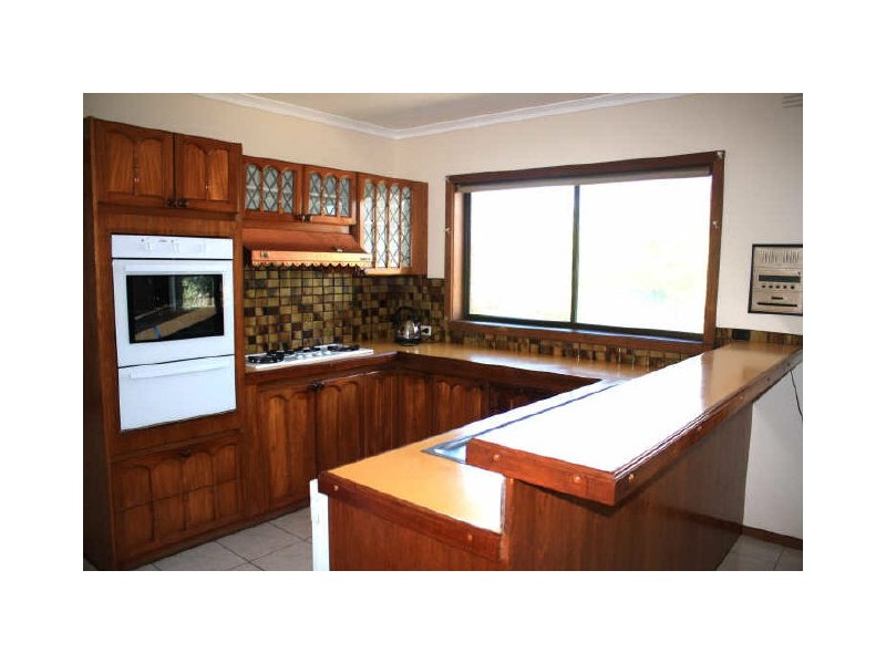 204 Gladstone Road, Dandenong North VIC 3175