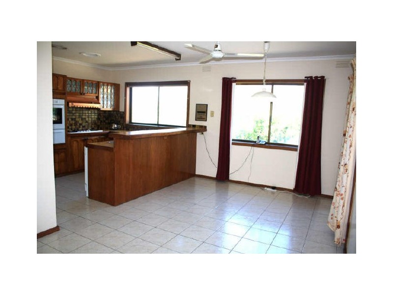 204 Gladstone Road, Dandenong North VIC 3175