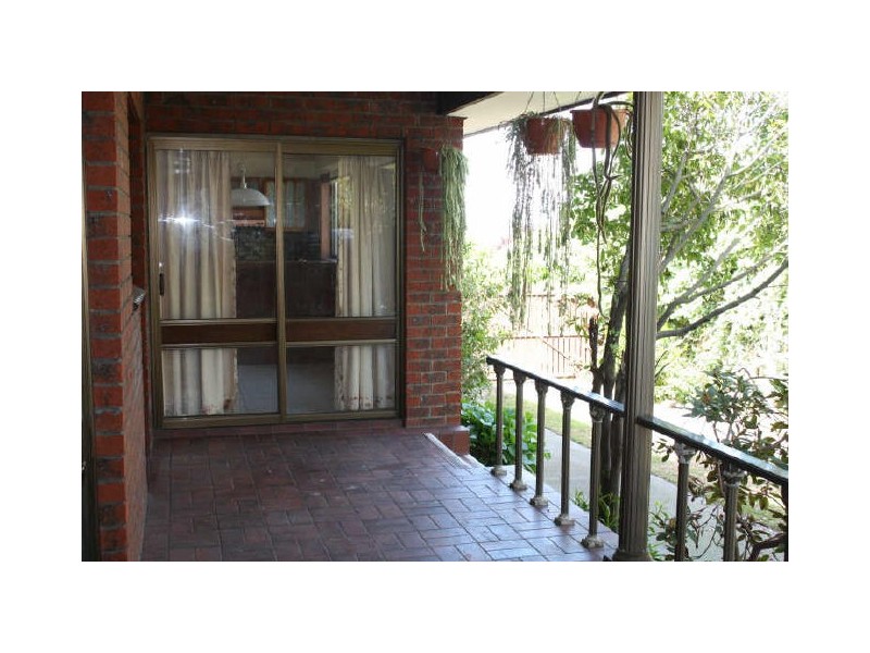 204 Gladstone Road, Dandenong North VIC 3175