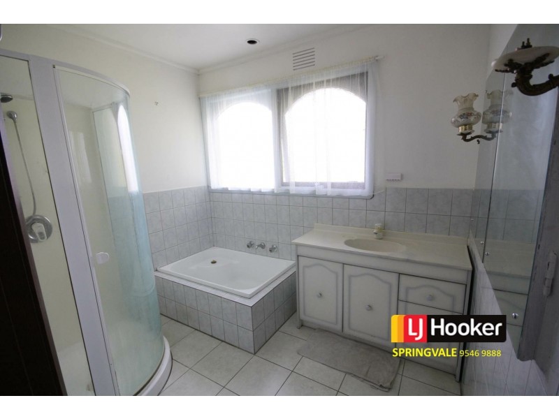 2 Euston Place, Springvale South VIC 3172