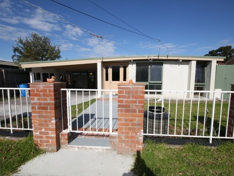2 Kerrie Court, Springvale South VIC 3172