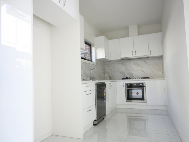 2/70 St Johns Avenue, Springvale VIC 3171