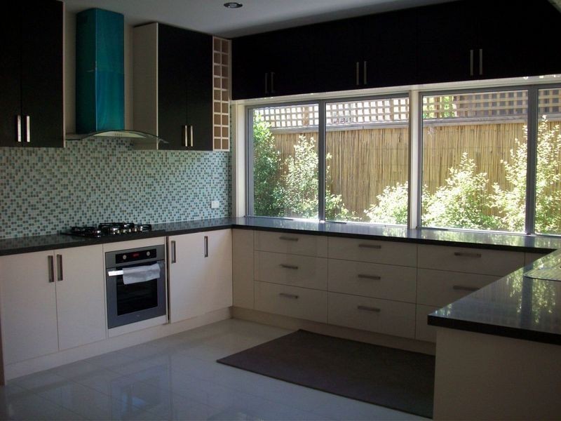 2/26 Ellen Street, Springvale VIC 3171