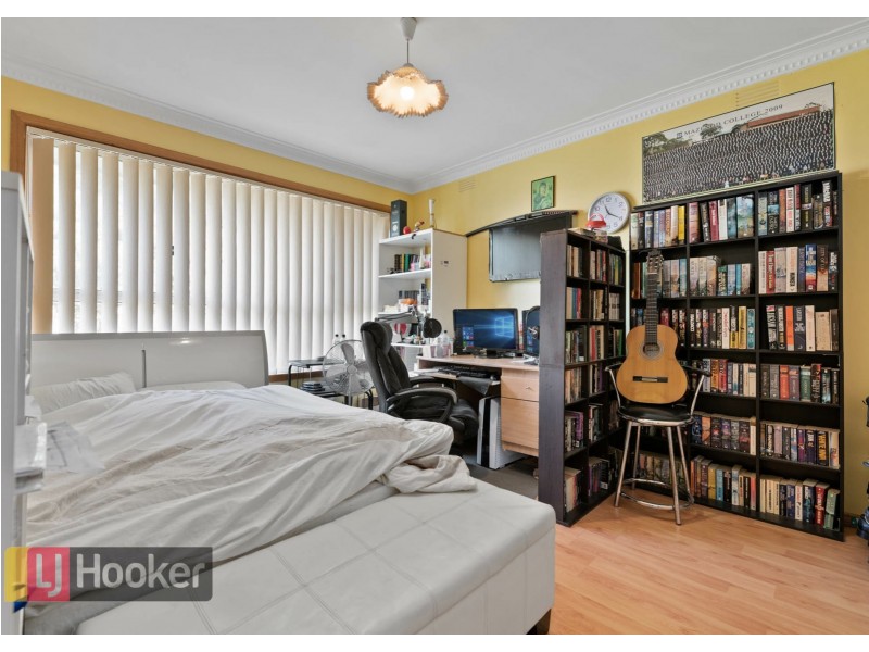 13 GARNSWORTHY ST, Springvale VIC 3171