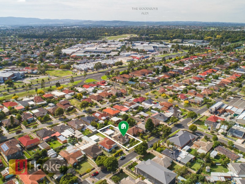 13 GARNSWORTHY ST, Springvale VIC 3171