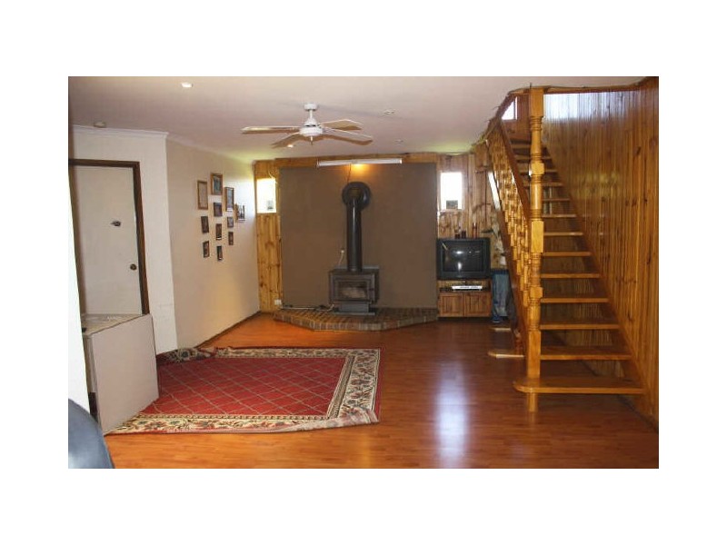 5 Hughes Court, Hampton Park VIC 3976