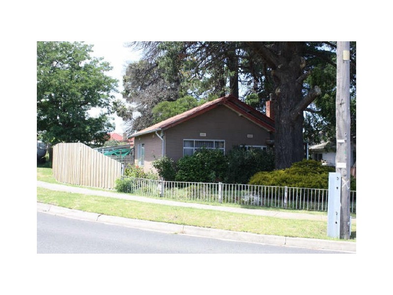 19 Moncur Avenue, Springvale VIC 3171