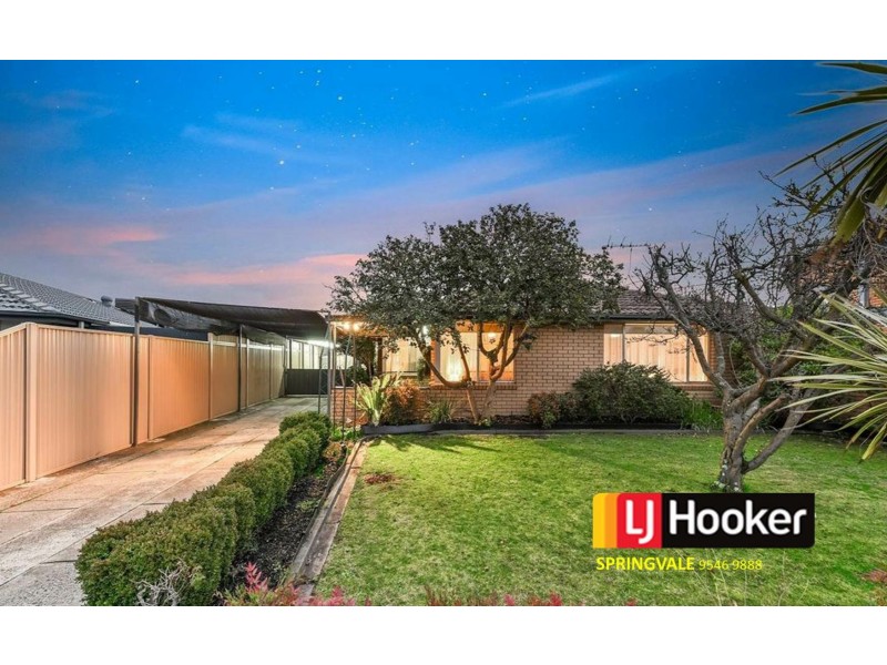 8 Grayling Crescent, Keysborough VIC 3173