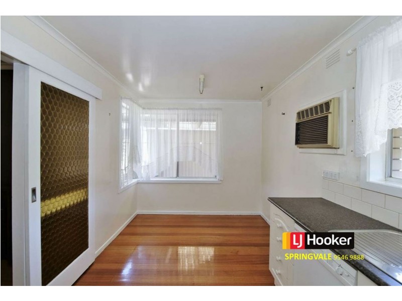 8 Grayling Crescent, Keysborough VIC 3173