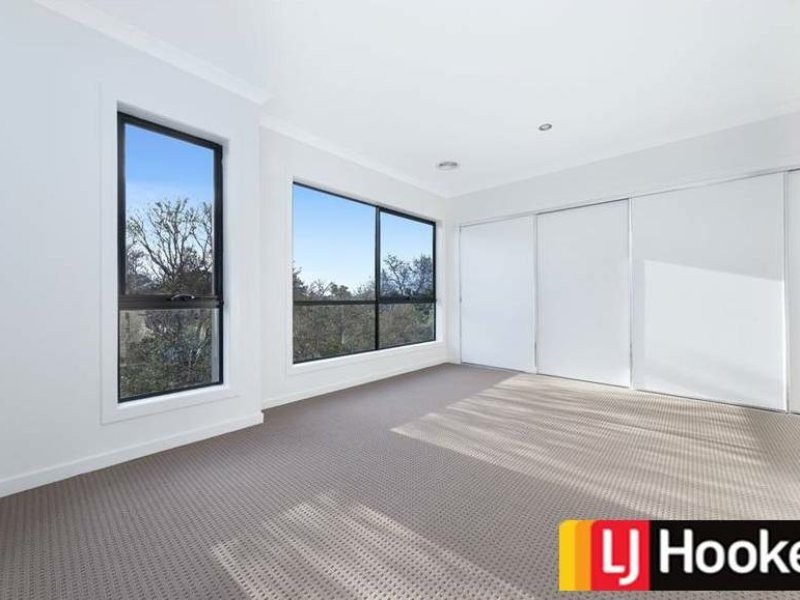 32a VIEW RD, Springvale VIC 3171