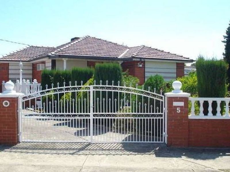 5 Keol Street, Clayton South VIC 3169